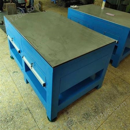 16/18厚钢板模具操作桌_承重2吨模具作业台创优生产_钳工平台