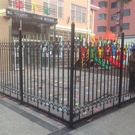 工匠铸铁护栏 厂家庭小区 护栏学校围墙围栏支持定制