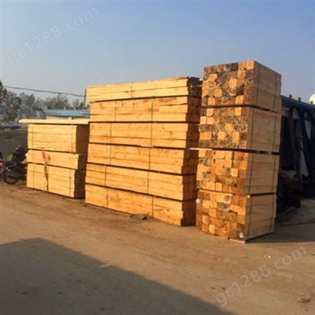 供应白松建筑方木辐射松木方 建筑使用的方木加工定制