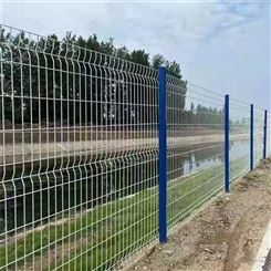 绿色双边丝护栏网 果园养殖铁丝圈地围栏网安装快捷