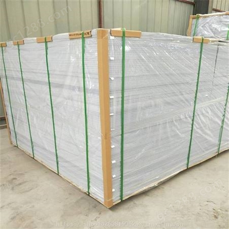 供应鱼缸外用PVC板 保温隔层防水橱柜板 强度高 硬度高 PVC发泡板雪佛板