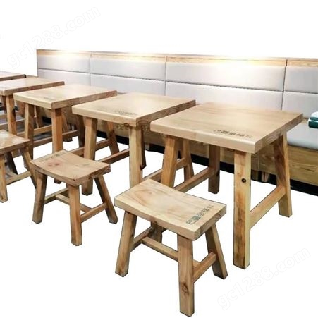 烤鱼桌子 烧烤桌子 松木桌子 全实木的桌凳 仿古中式桌椅  可刻字桌椅 长条凳椅定做厂家
